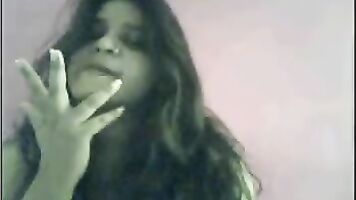 Gujrati girl nadia captured naked on live webcam show by her boyfriend.
